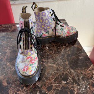 Doc Martens1460 Vonda Floral Reclaimed Leather Boots 7 - PERFECT CONDITION!!